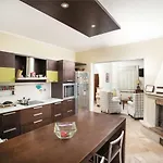 Apartamento Moraiti House