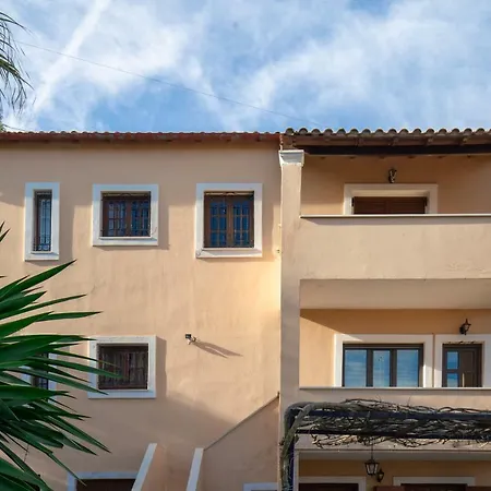 Daire Moraiti House Kanálion