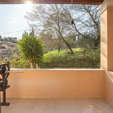 Daire Moraiti House Kanálion