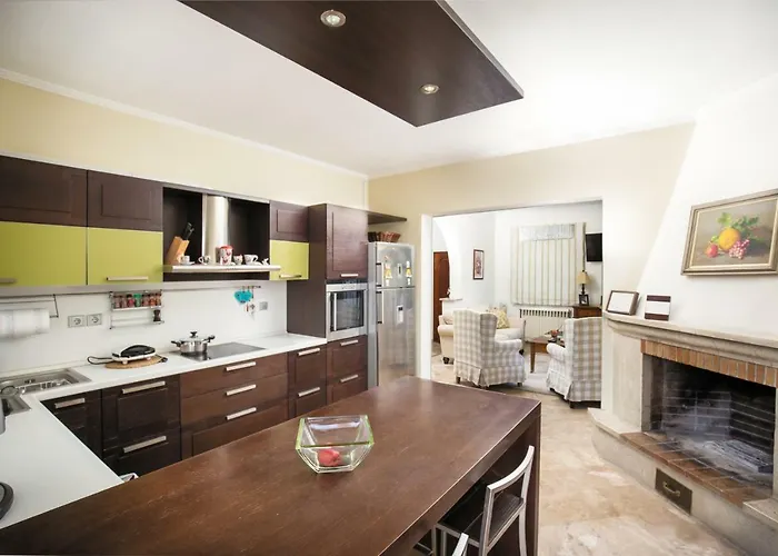 Апартаменты Moraiti House